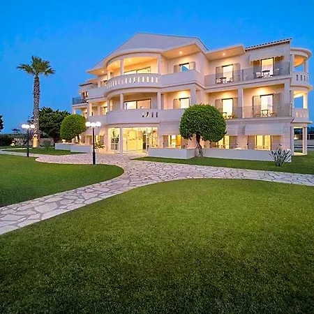 San Giovanni And 4*