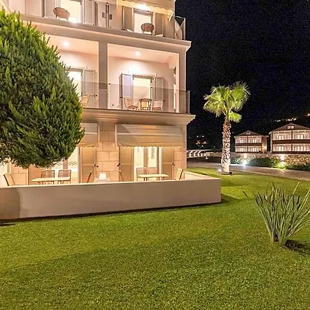 San Giovanni And 4*